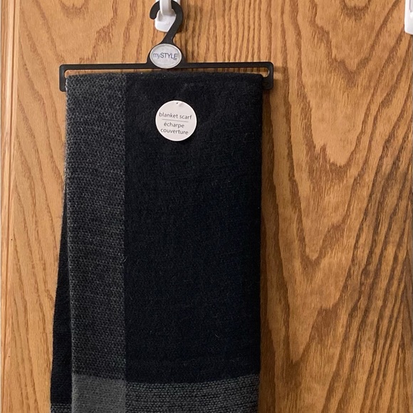 Blanket scarf - Picture 2 of 2